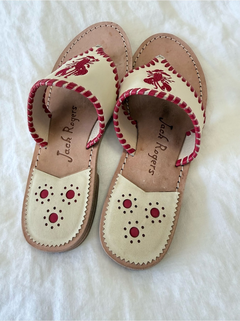 Jack Roger's | Women’s 8 | Ivory Red Leather Lobster Embroidery Thong Sandals - Picture 5 of 8